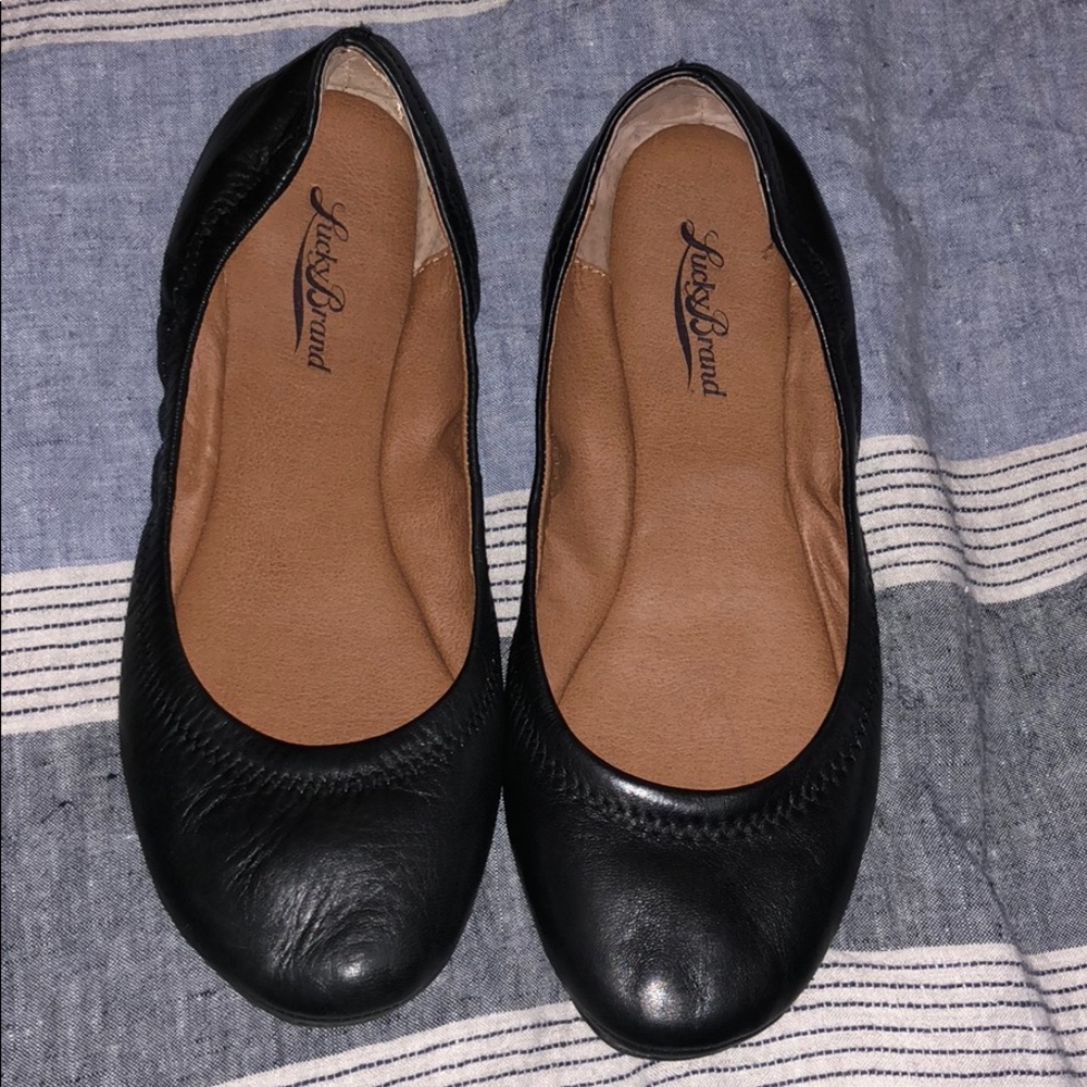 Lucky brand flats